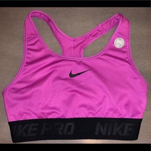 *Brand NEW* Nike Pro sports bra- Medium